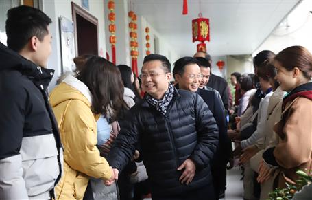 【開(kāi)工大吉】新年新氣象！公司領(lǐng)導(dǎo)班子向干部職工拜年